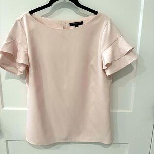 Banana Republic pale pink blouse! Ruffle detail! Excellent condition!